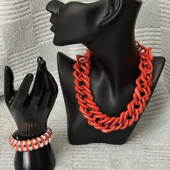Jewelry - Vintage Orange Necklace & Bracelet Duo